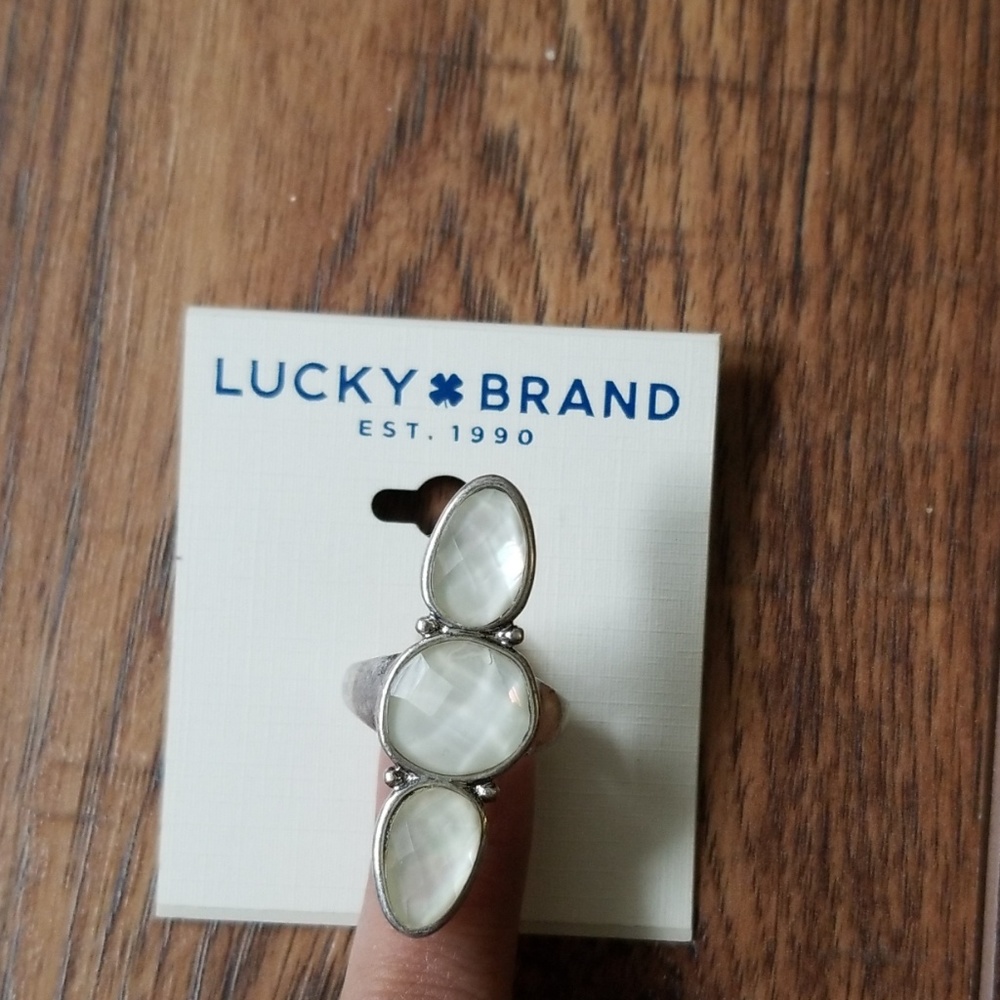 Lucky brand size 7  white stone ring